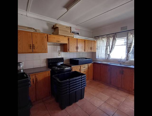 3 BEDROOM HOUSE FOR SALE IN THREE RIVERS